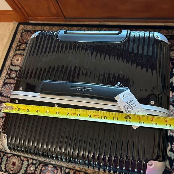 FPM Milano Bank light polycarbonate spinner suitcase made in Italy - Picture 14 of 16